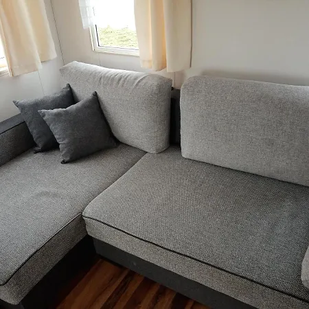 I Nad Stawem Kolo Mragowa 팜스테이 *